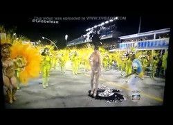 Caiu na net Ju Isen loiraça peituda no carnaval de São Paulo 2016